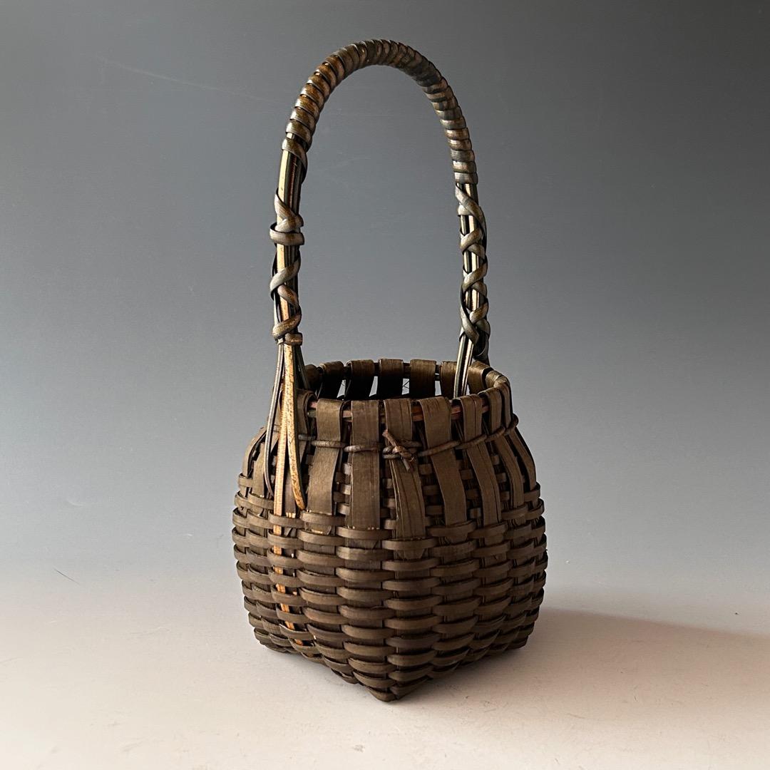 茶道具　即中斎好　南紀　檜　手付　掛籠　花入　熊玄斎　共箱　竹工芸　篭花入　夏