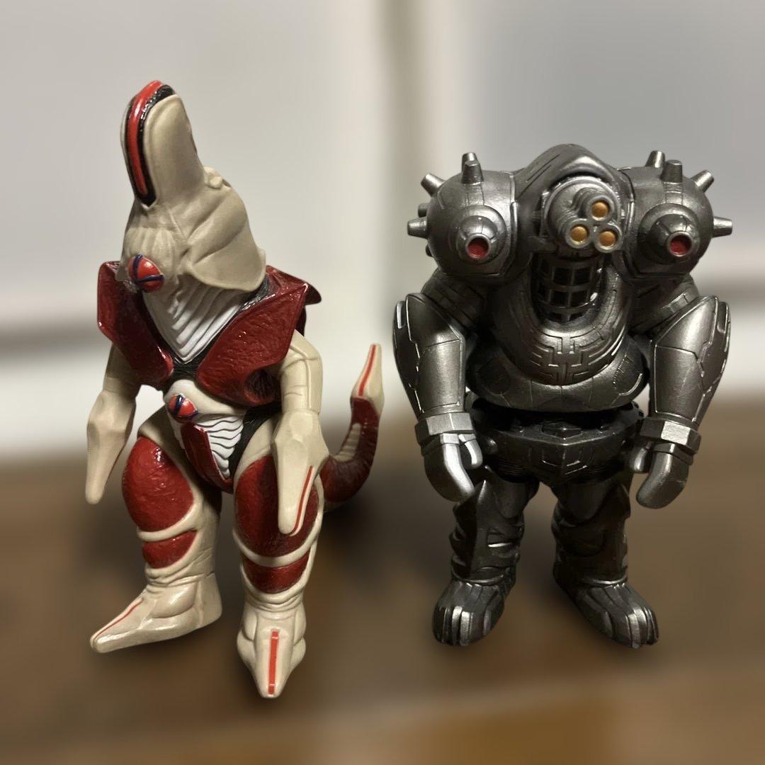 【良品】ウルトラマン怪獣フィギュアセット23体