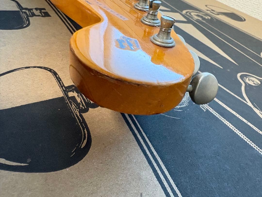 Fernandes RST-50 リバイバル ストラト 消えロゴ