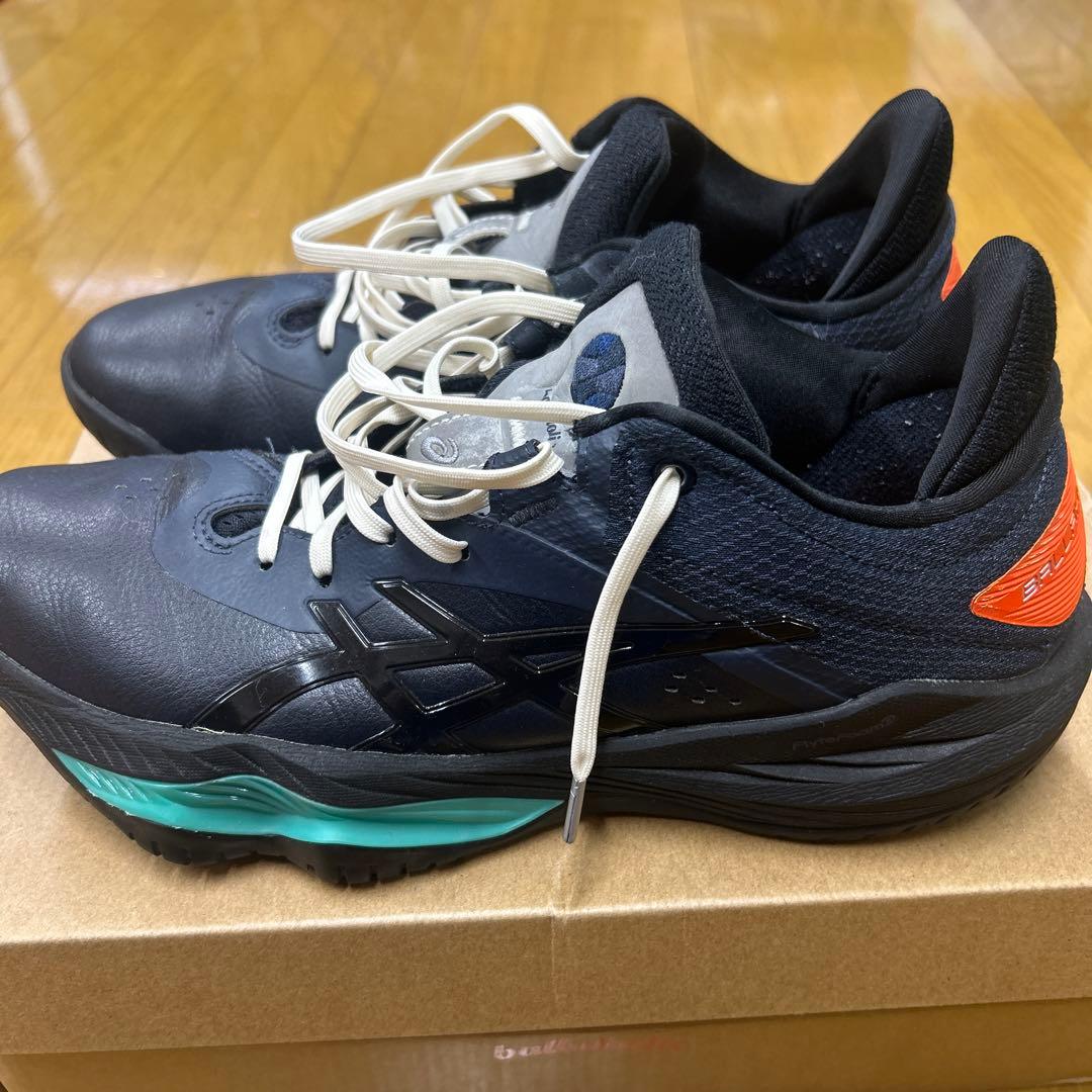 ゆびとballaholic × ASICS NOVA SURGE LOW