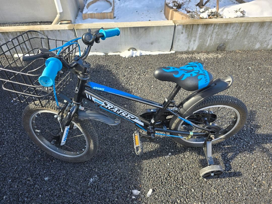 キッズ自転車　16インチ