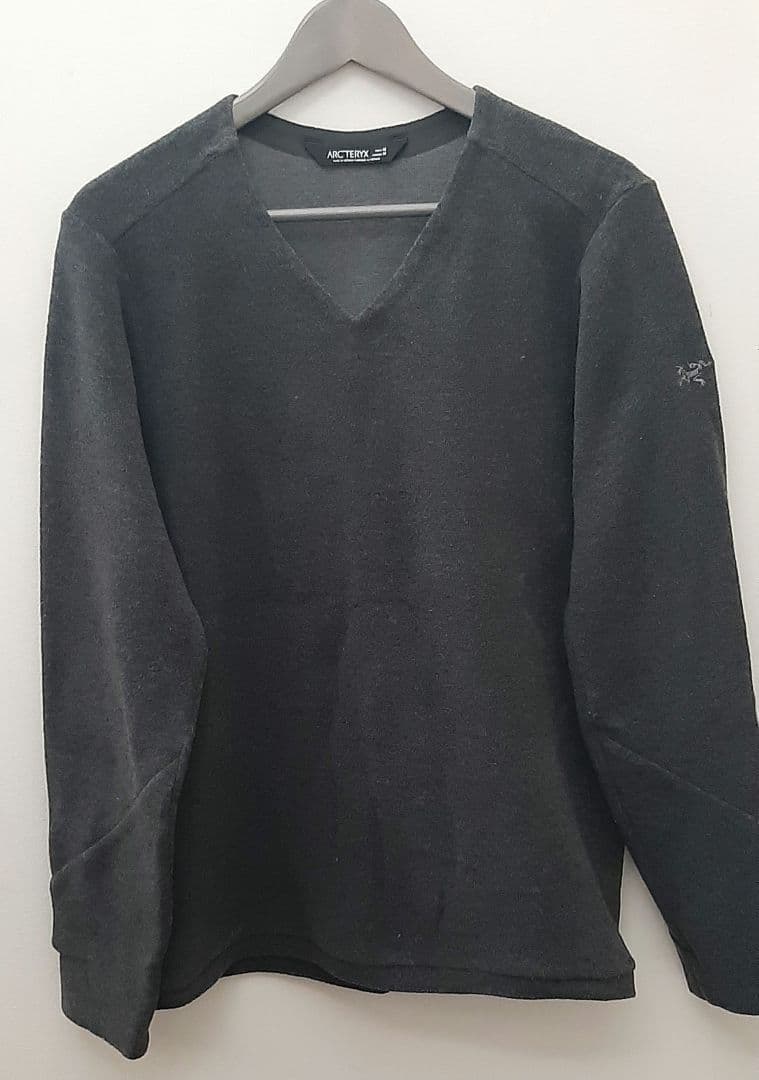 アークテリクス Vネック フリース M