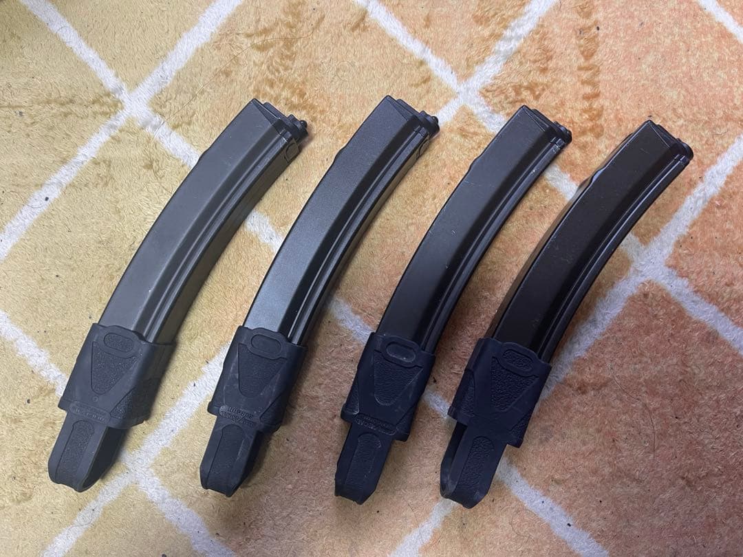 次世代電動ガン MP5 マグプル使用