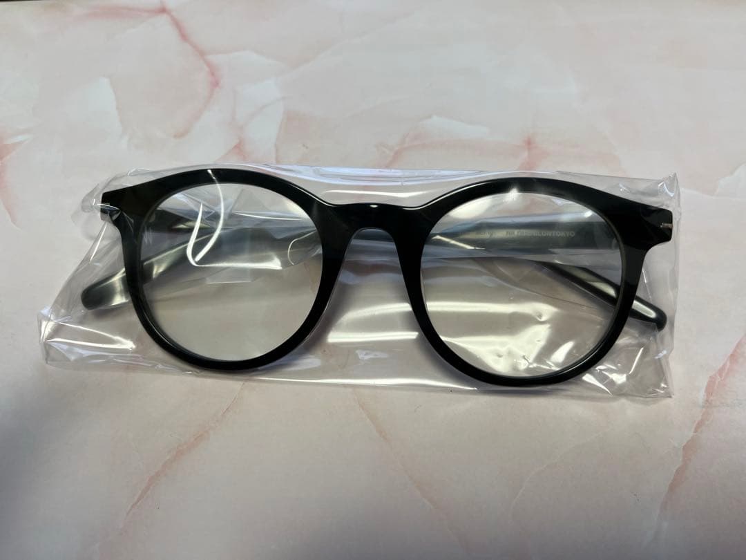 週末限定値下げ NIL DUE/NIL UN TOKYO クリアサングラス