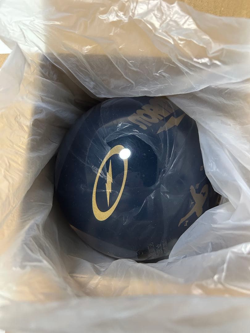 CLEAR STORM BLACK/GOLD BELMO ボウリングボール