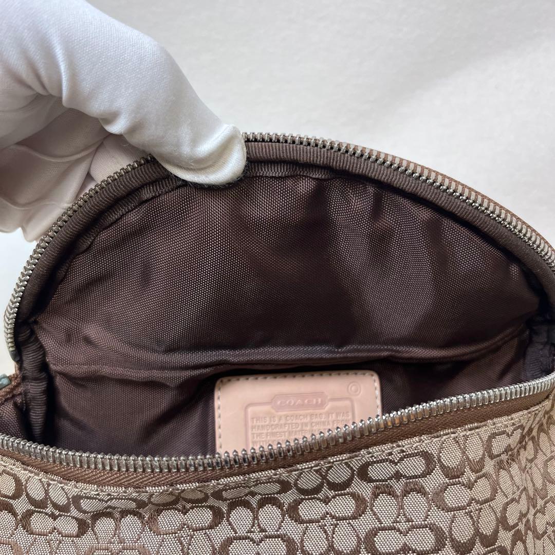 ☆未使用級☆ COACH コーチ シグネチャー ボディバッグ ウエストポーチ