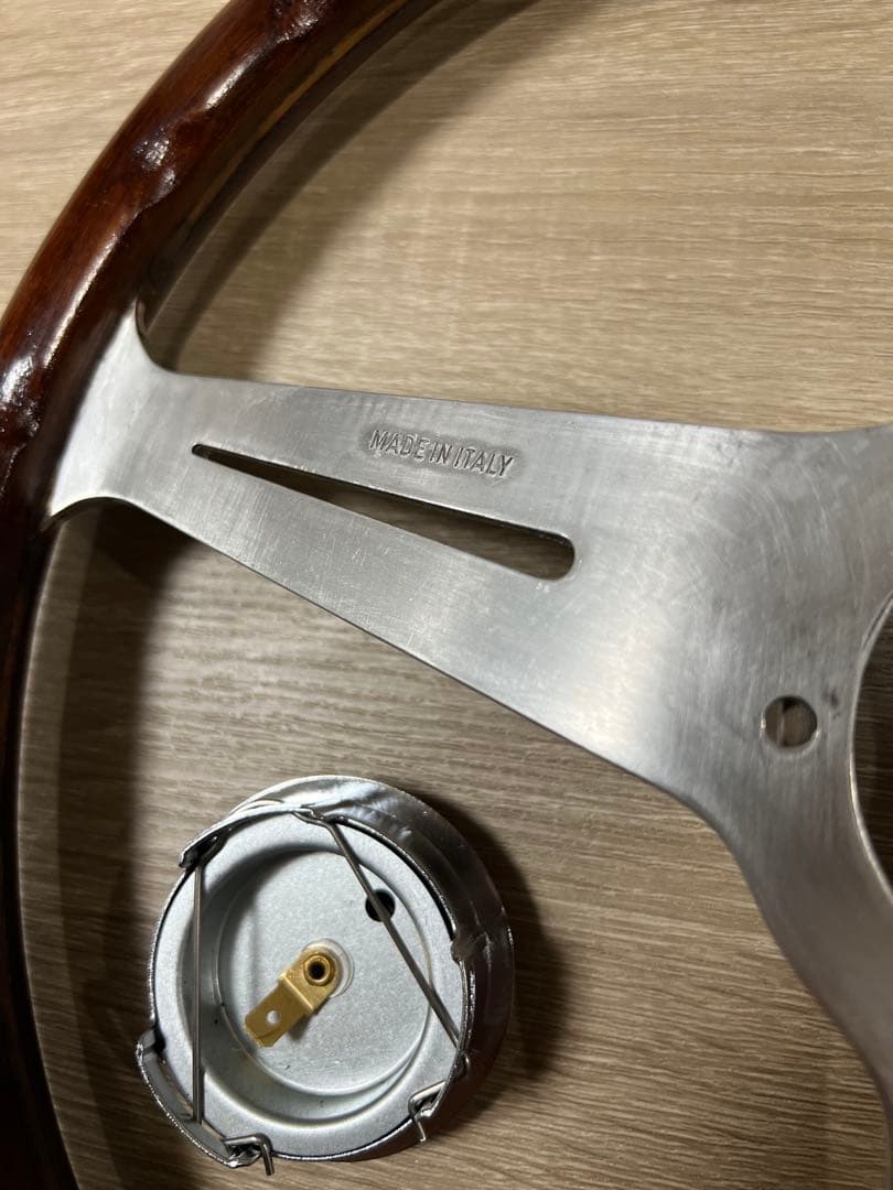 ナルディ(NARDI)クラシックウッドステアリング　36.5パイ　正規品