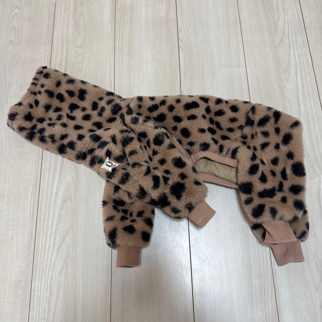 ushh ロンパース