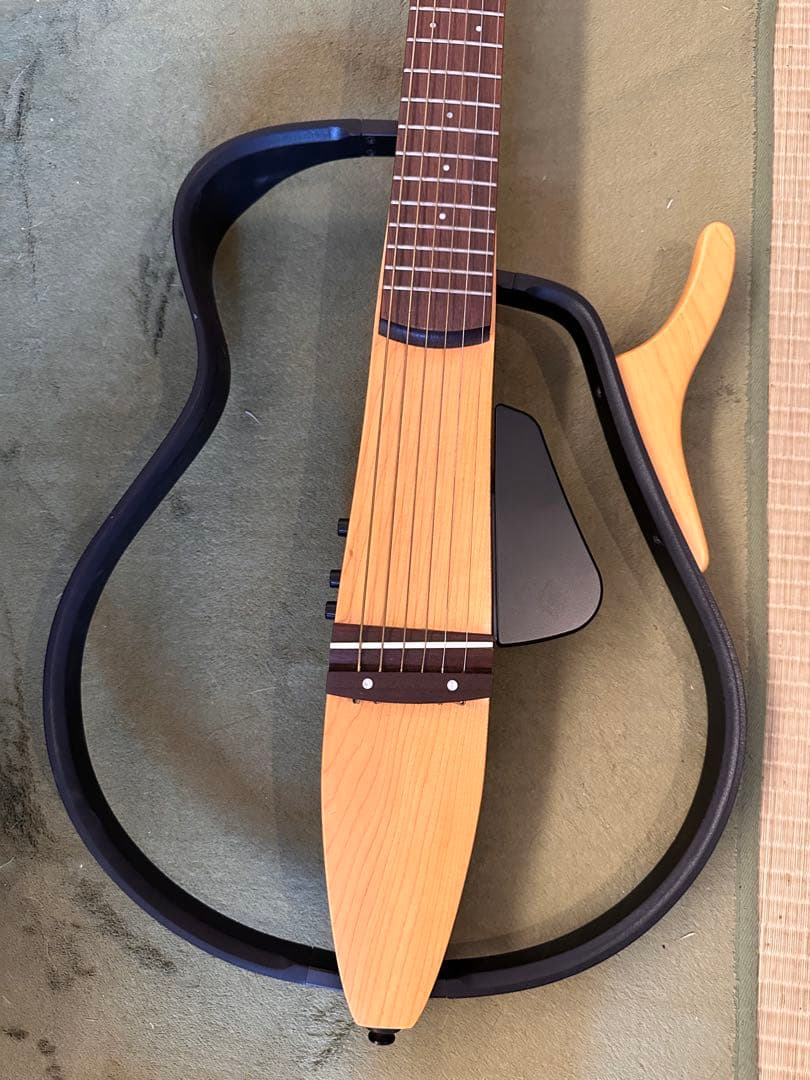 nonヤマハ YAMAHA サイレントギター SLG-100S 極美品！