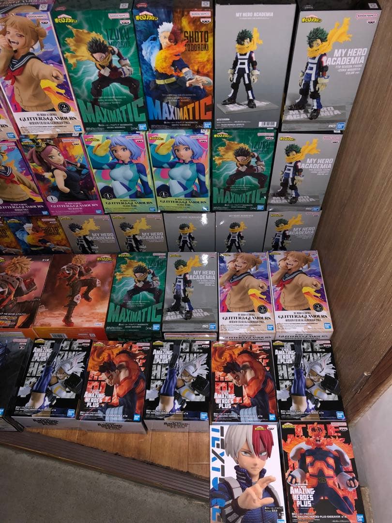 ヒロアカ　いずく　轟　トガ　爆轟　ミルコ　ねじれ　はつめなど　フィギュア40個