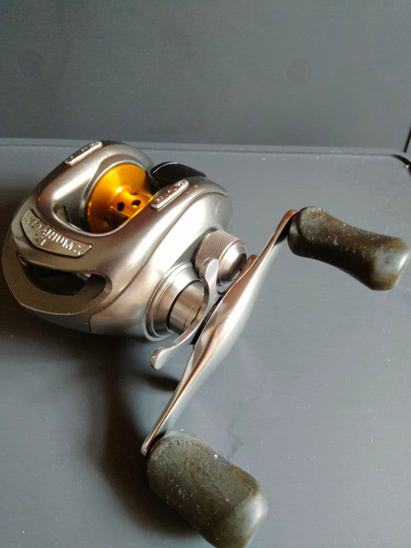 シマノベイトリール05 NIUM XT