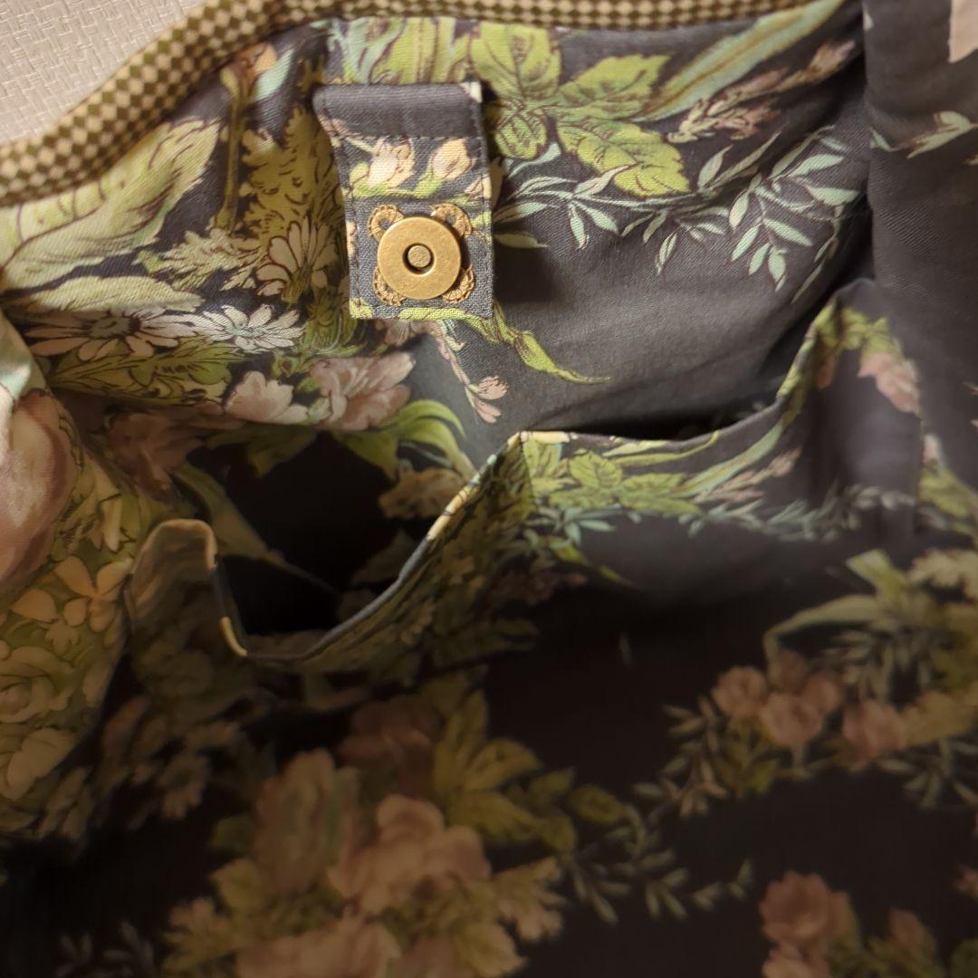 ✿リバティ✕パッチワーク✿　渋くまとめた大きなトートバッグ　ご注文品