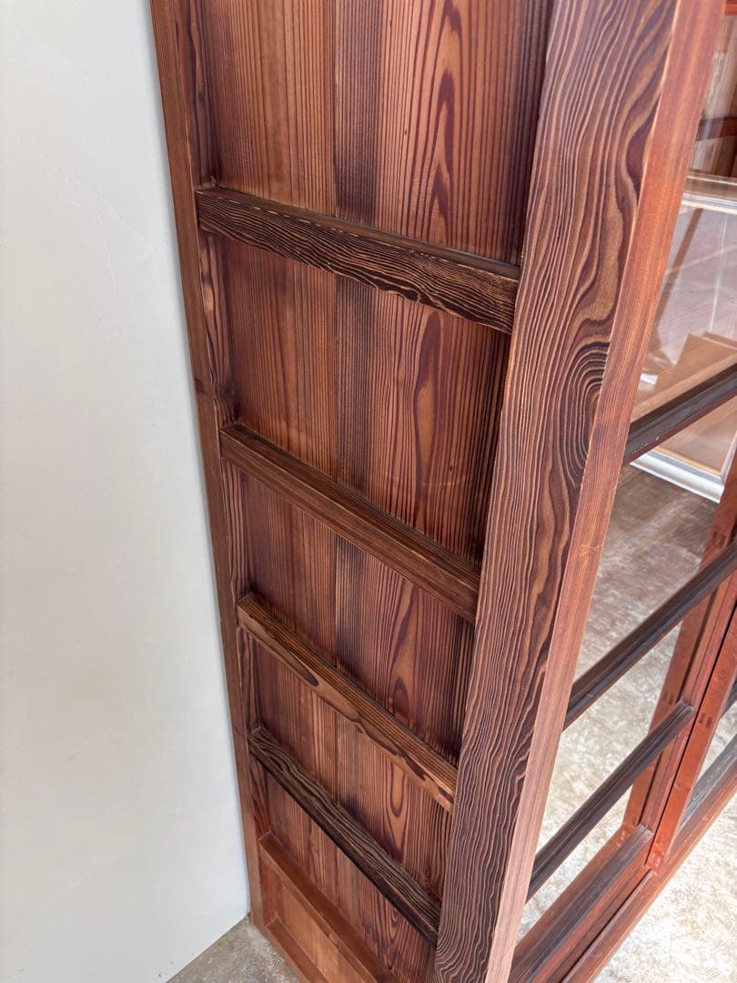 古い水屋　食器棚　ガラス棚　本棚　ガラスケース ショーケース　什器　天然木 1