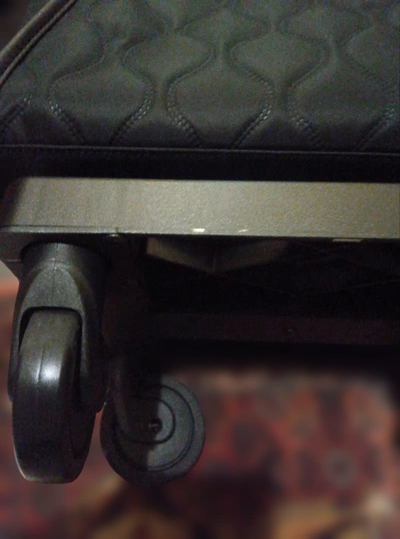 SWANY スワニー　キャリーバッグ D-589 プーフォ M21