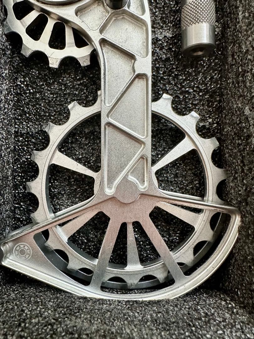 アルミニウム製プーリー・プーリーケージ 10mm