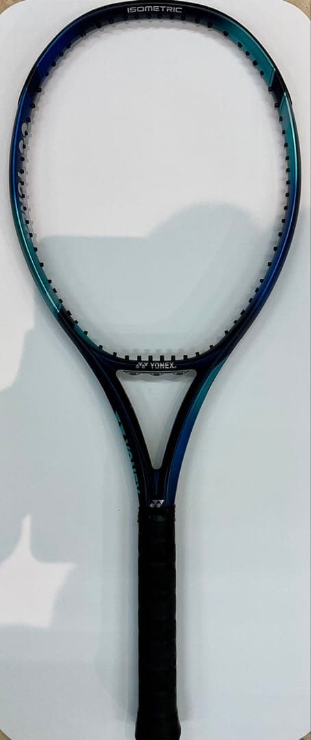 【美品】YONEX EZONE 100 G2 2022ストリング＆張上サービス