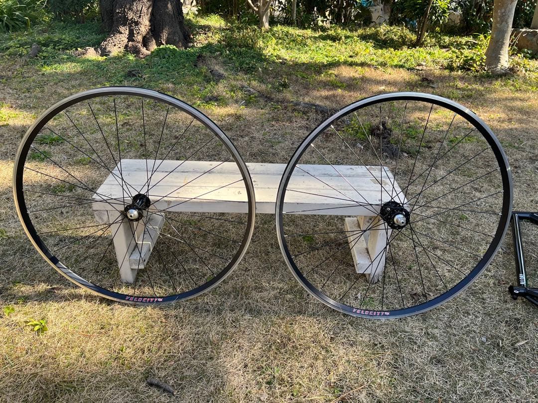 クリスキング　R45 ロードハブ　velocityリム