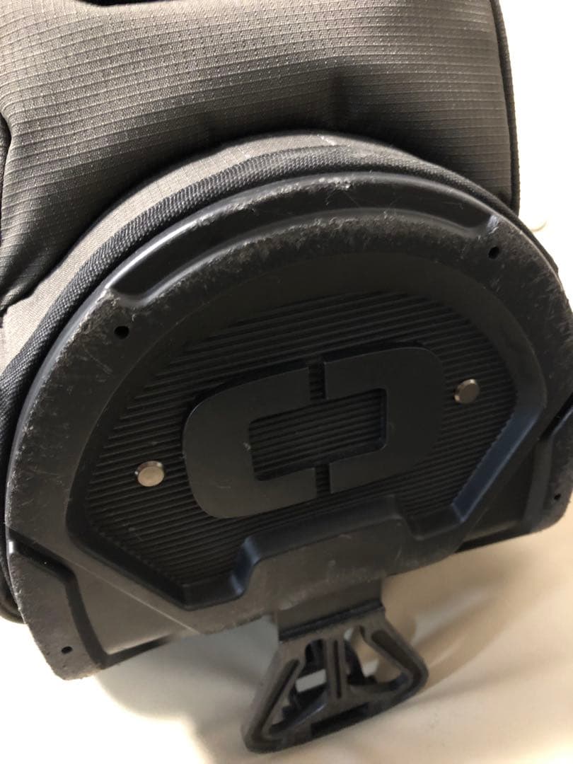 【送料込み】希少レア　オジオ　OGIO キャディバッグ　メンズ　軽量