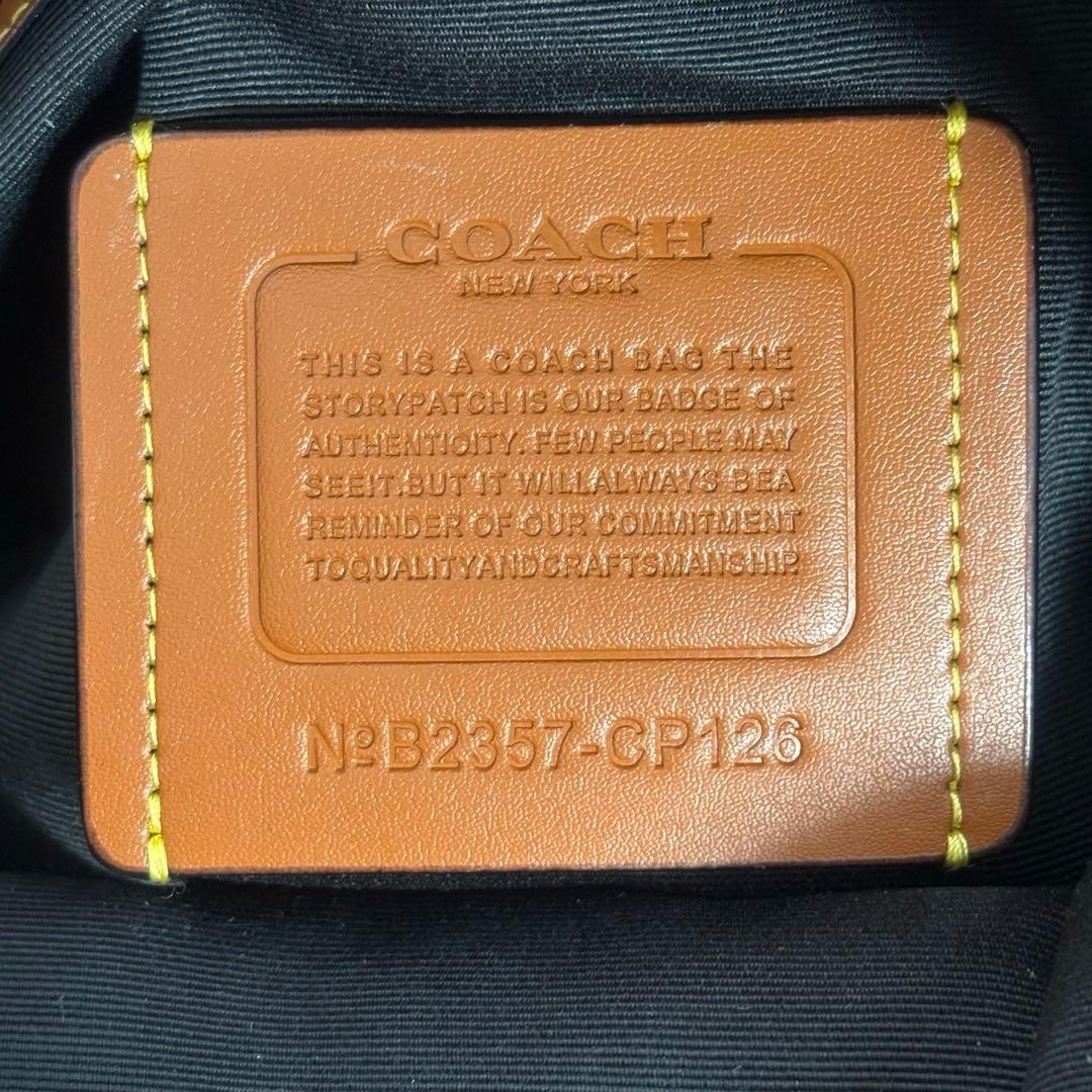 【COACH】 タグ有り チャーター ボディバッグ シグネチャー ベージュ