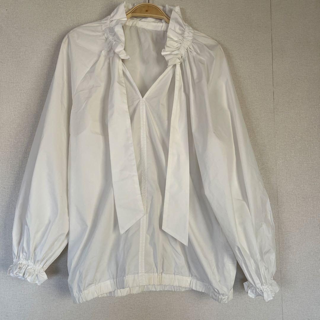 ジャーナルスタンダード　レサージュ　白　襟　フリル　ブラウス　卒業式　入学式