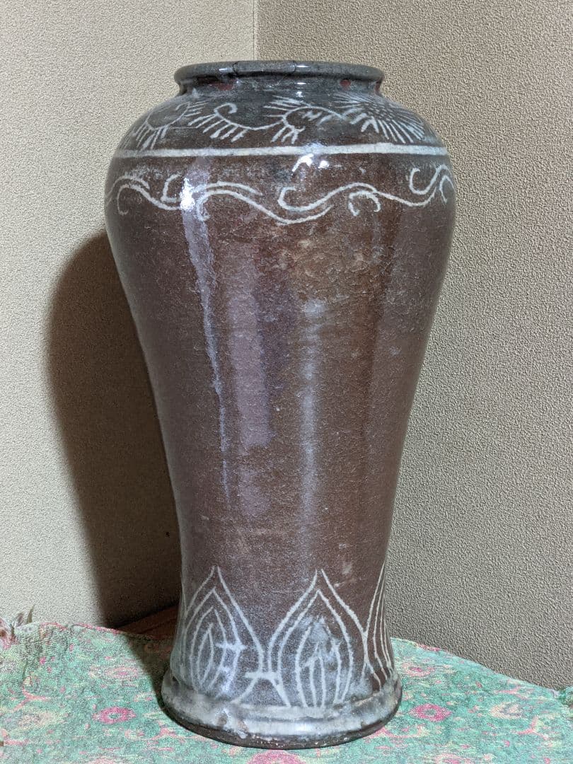 ♦韓国朝鮮陶磁 砂高台 白土象嵌 高麗青磁 瓶 壺 置物飾り 骨董品