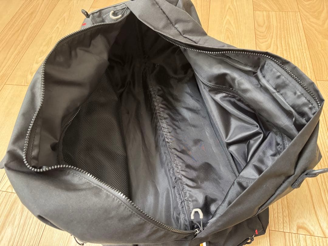 【最終お値下げです】MILESTO ダッフルキャリー 旅行バック 修学旅行