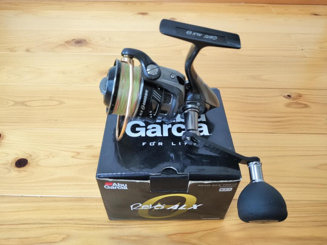 リール Abu Garcia Revo ALX THETA 4000SH
