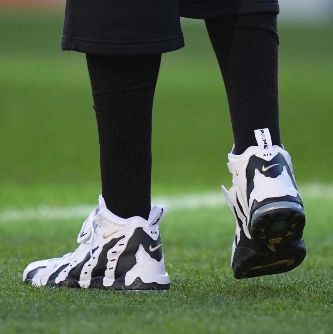 ケンドリックラマー着用 スーパーボウル Nike Air DT Max 96