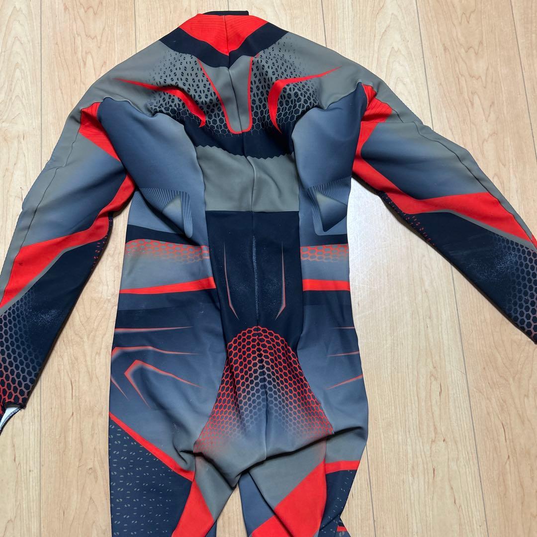 phenix スキースーツ グレー/レッド