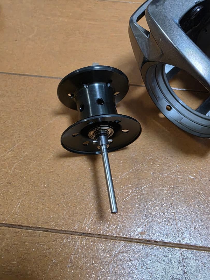 シマノ　18バンタムMGL　HG　右ハンドル