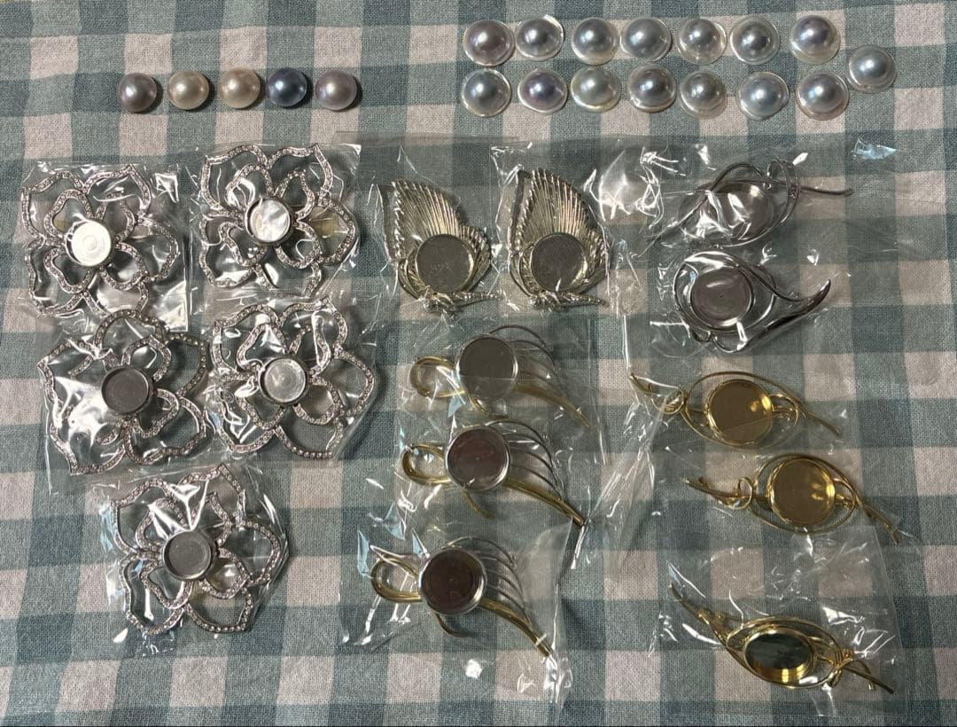 アクセサリーパーツ