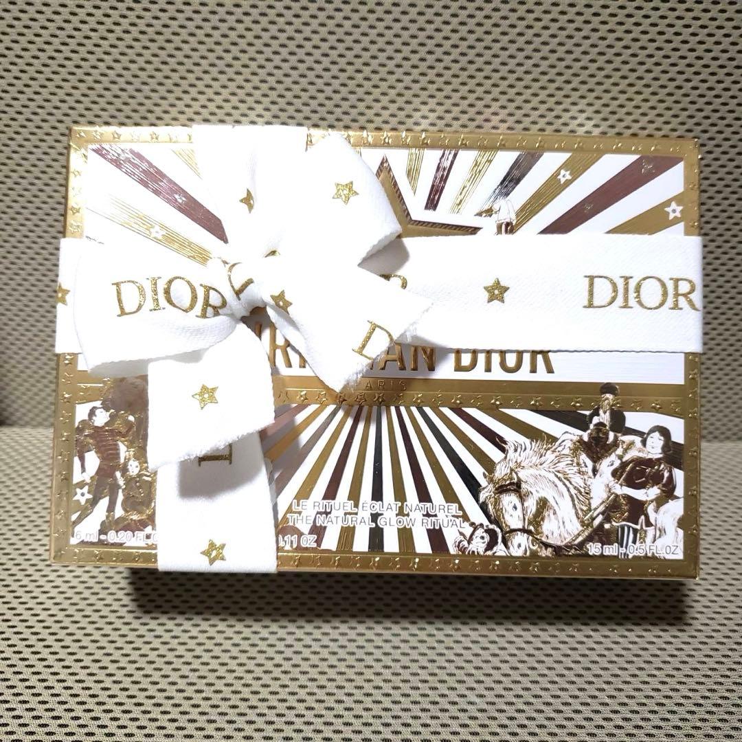おリボンラッピング　DIOR⭐︎ディオール ホリデー オファー ショッパー付き