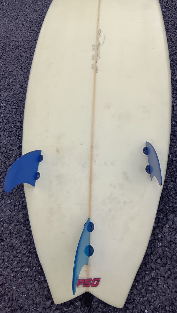 送料込みWALKERサーフボード 177cmニットケース付き