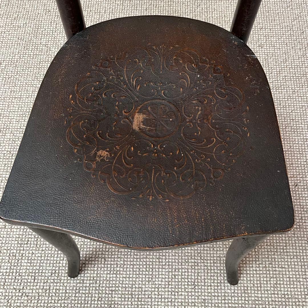 アンティーク ベントウッドチェア 曲木椅子、カフェチェア 使用済み中古品