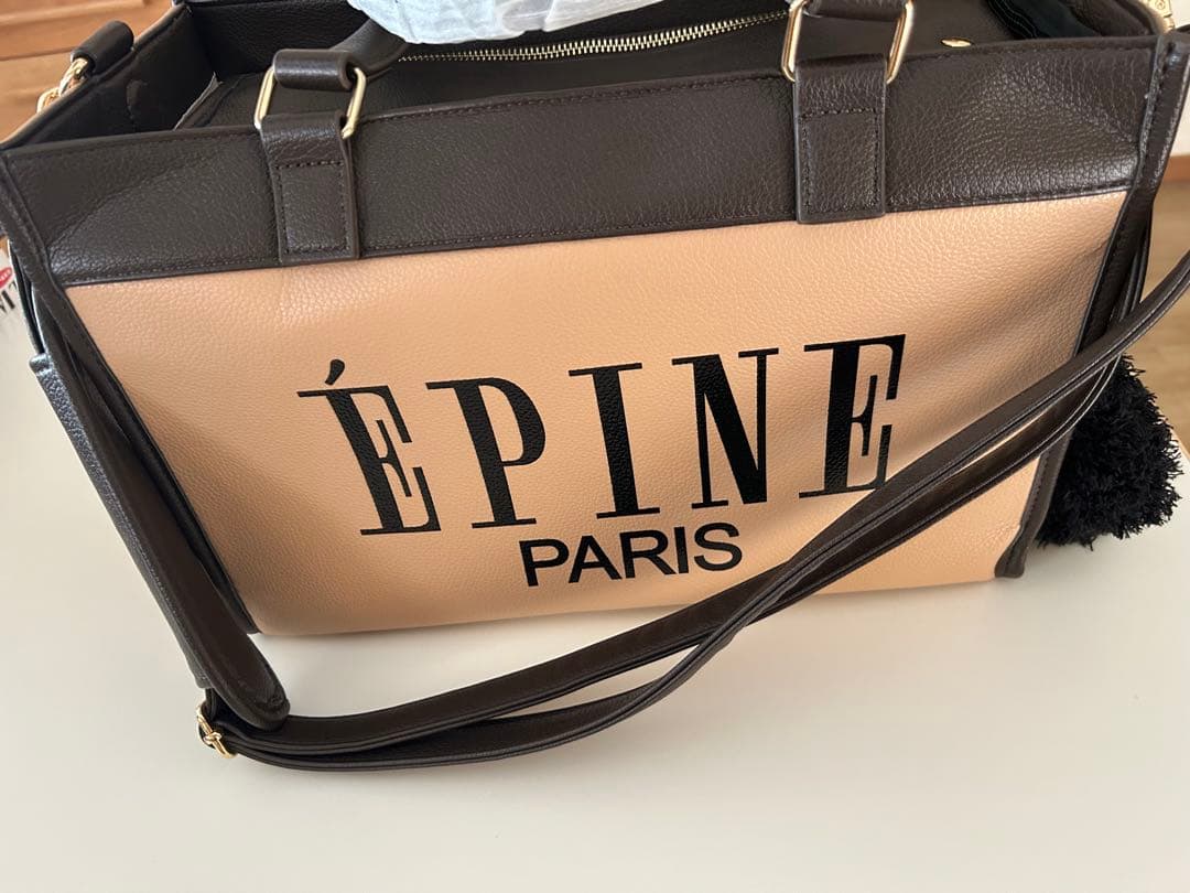 エピヌ バッグ ドッグキャリー epine 顔出しわんちゃんバッグ