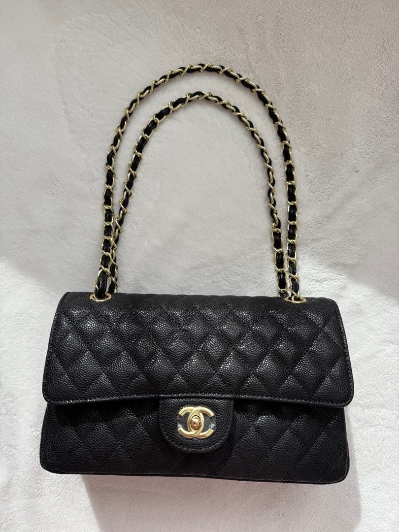 キルティングバッグ　ゴールドチェーン　ショルダーバッグ　キャビアスキン　2way