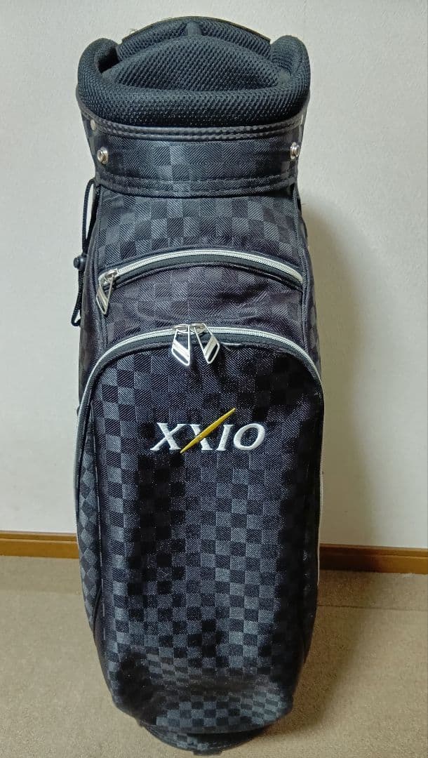 レディース　キャディバッグ　ゼクシオ　黒