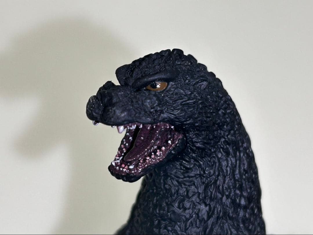 ムービーモンスターシリーズ 極 ゴジラ (1989) 大阪進撃発光カラーver.