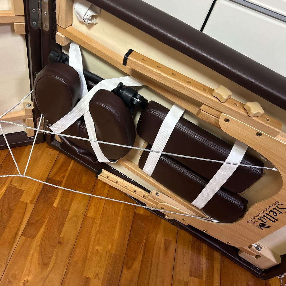 送料込み！Stella プロフェッショナルマッサージベッドStella mini