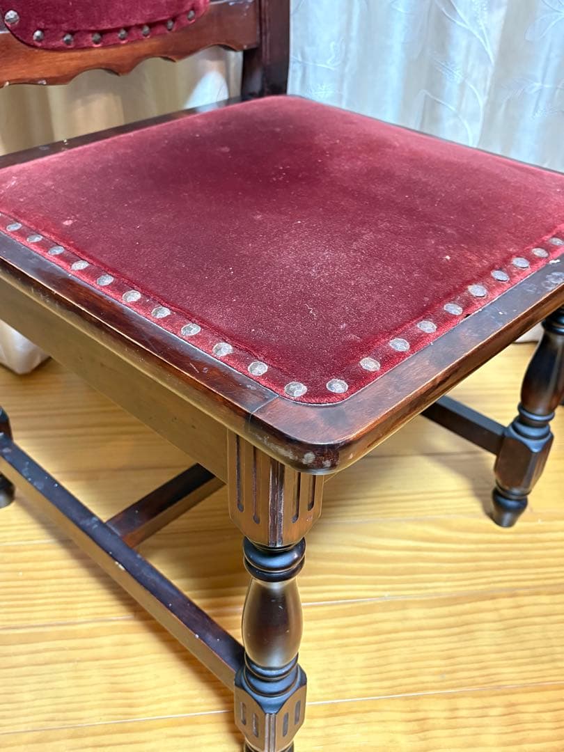 ヴィンテージ 鋲打ち　椅子　ベルベット張り　レトロ　チェア 2脚