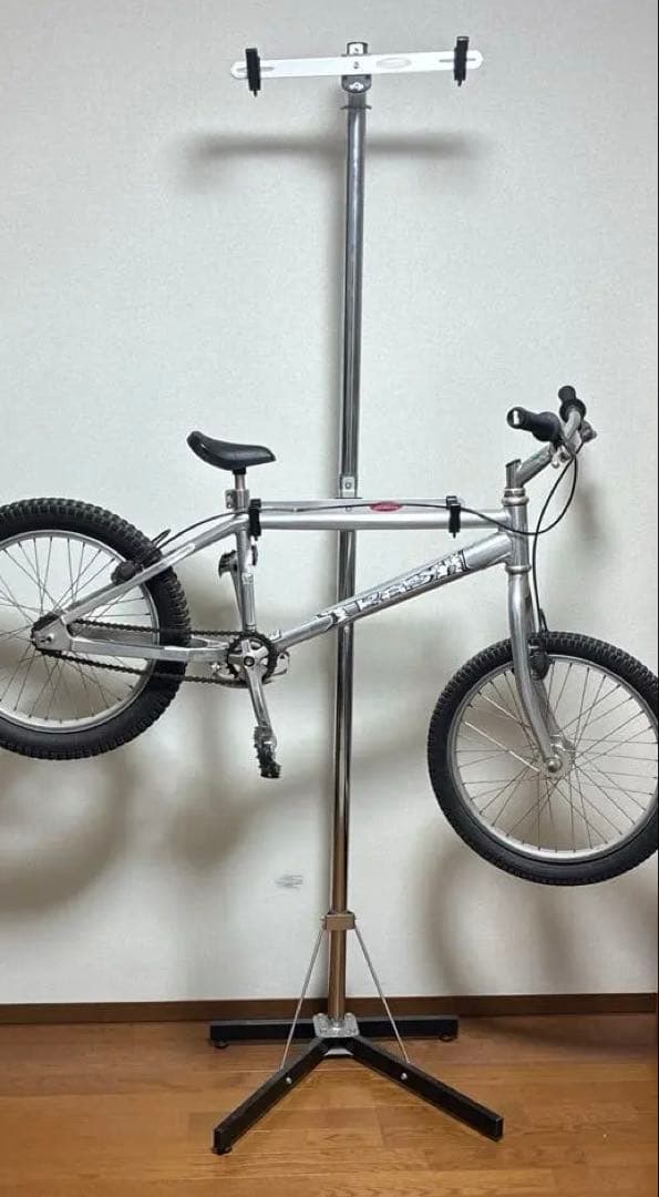 MINOURA ディスプレイスタンド （自転車は売却済み）