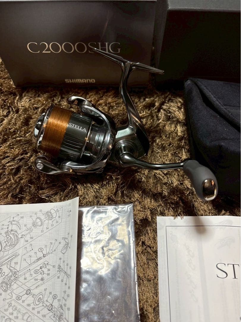 超美品　SHIMANO STELLA C2000SHG 22ステラ
