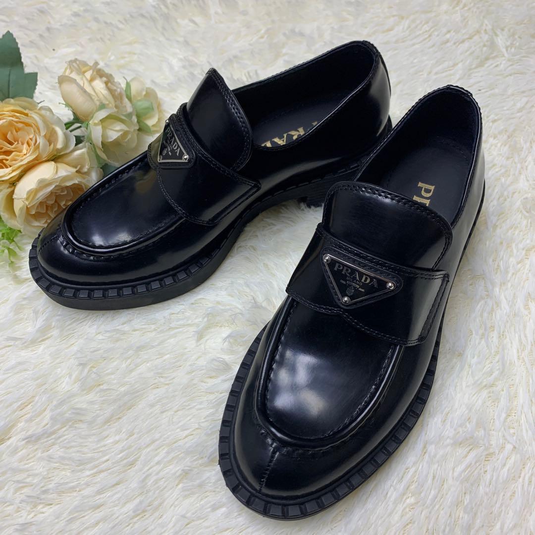 PRADA チョコレート ブラッシュドレザー ローファー