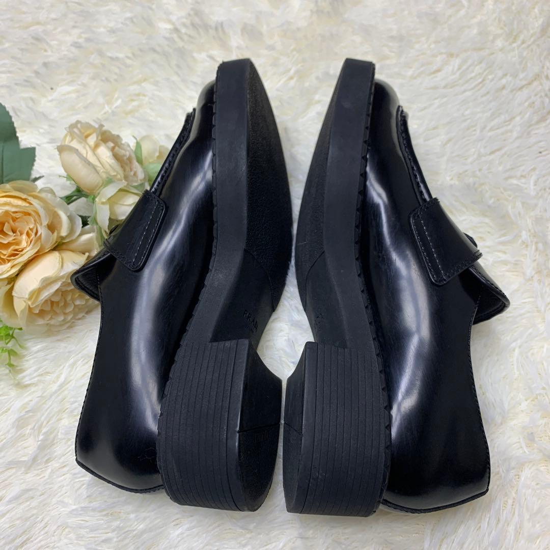 PRADA チョコレート ブラッシュドレザー ローファー