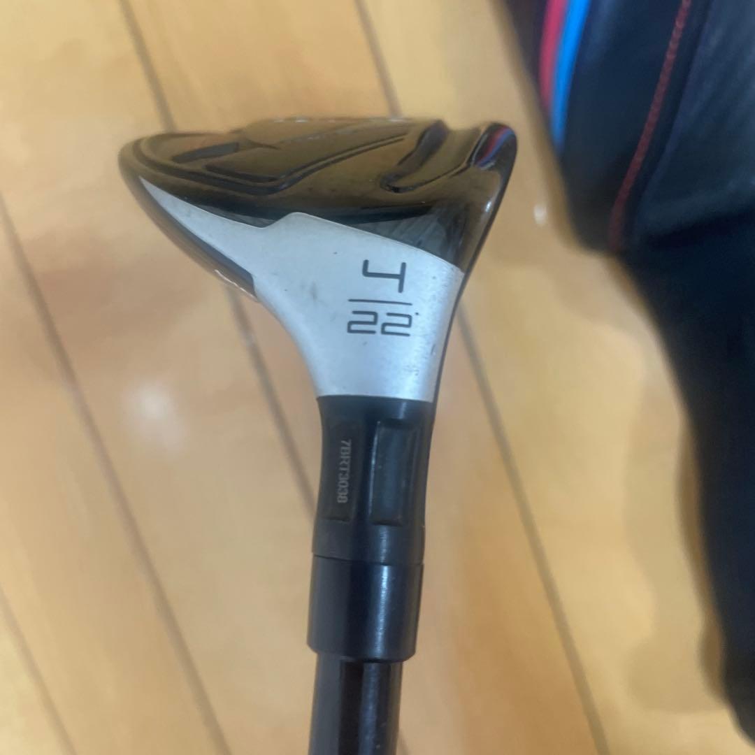 ぽ*ち様 テーラーメイドM4 4U ユーティリティ 22度 ヘッドカバー付属