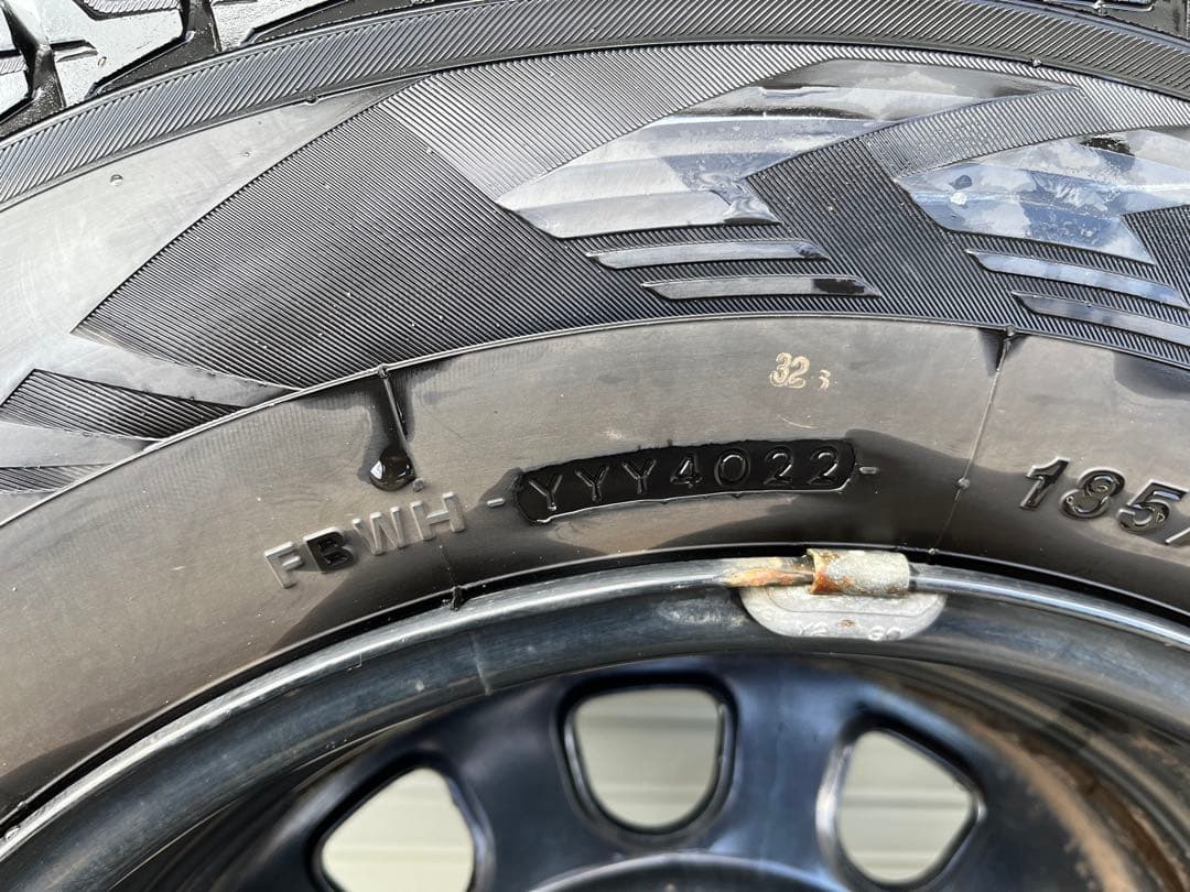 ice GUARD G075 スタッドレスタイヤ 185/85R16 4本セット