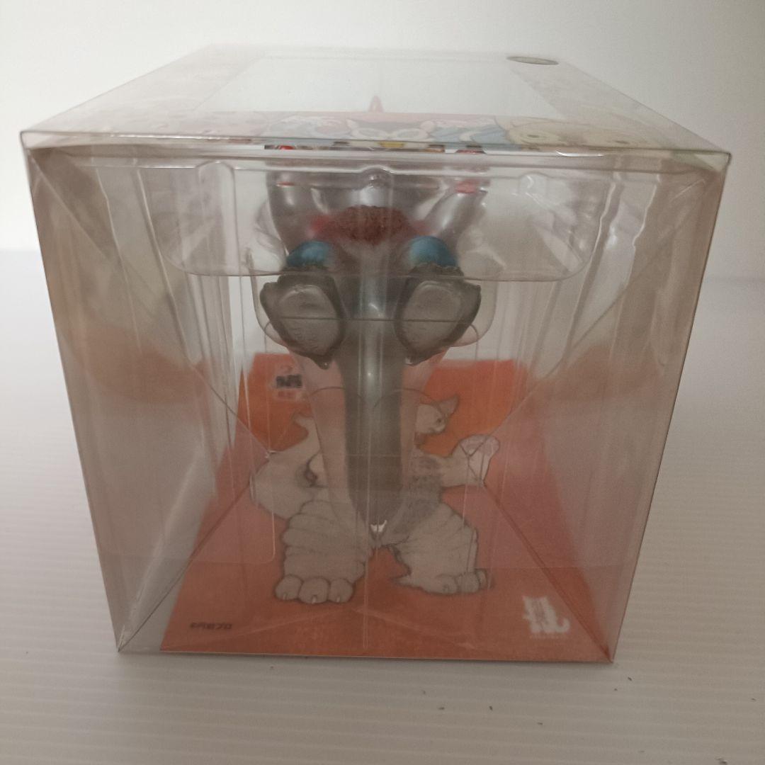 【未使用品】ウルトラ猫怪獣総進撃　ネコゴモラ　メタリックバージョン