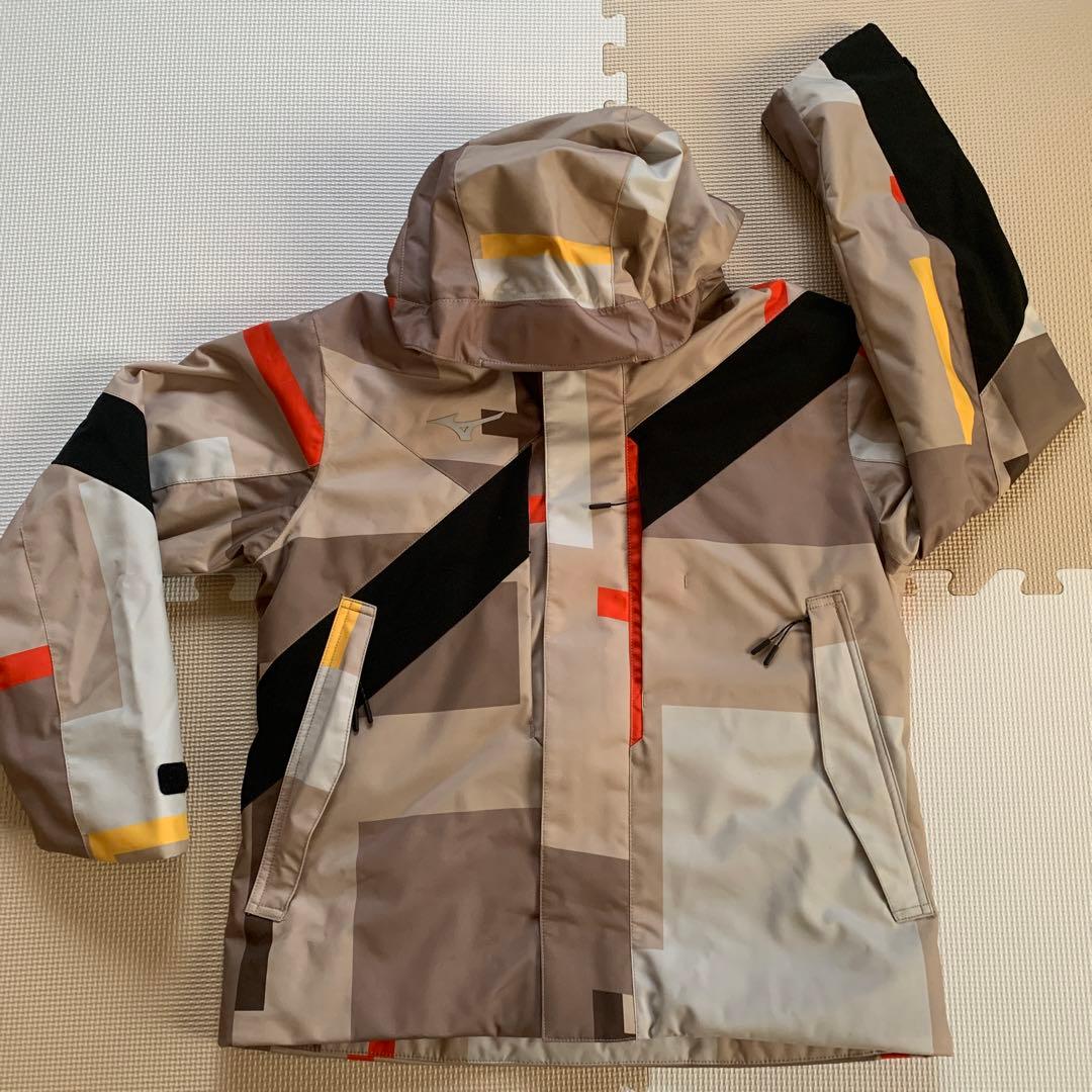 【値下げしました】スキーウェア上下／ミズノ／150