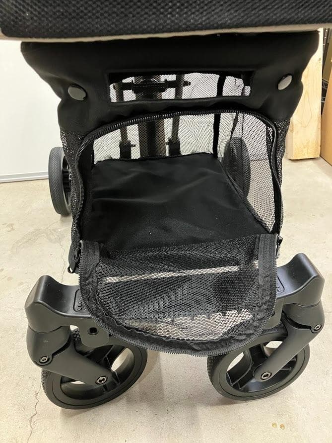 すえ　超美品　AIR BUGGY WIZX ペット用カート