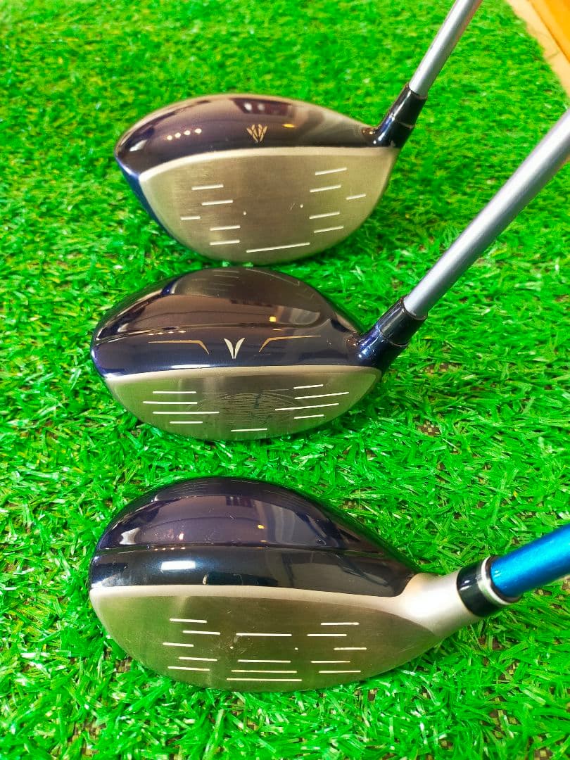 希少ゼクシオ1210多数レディース8本ドライバーフェアウェイウッドUTアイアン